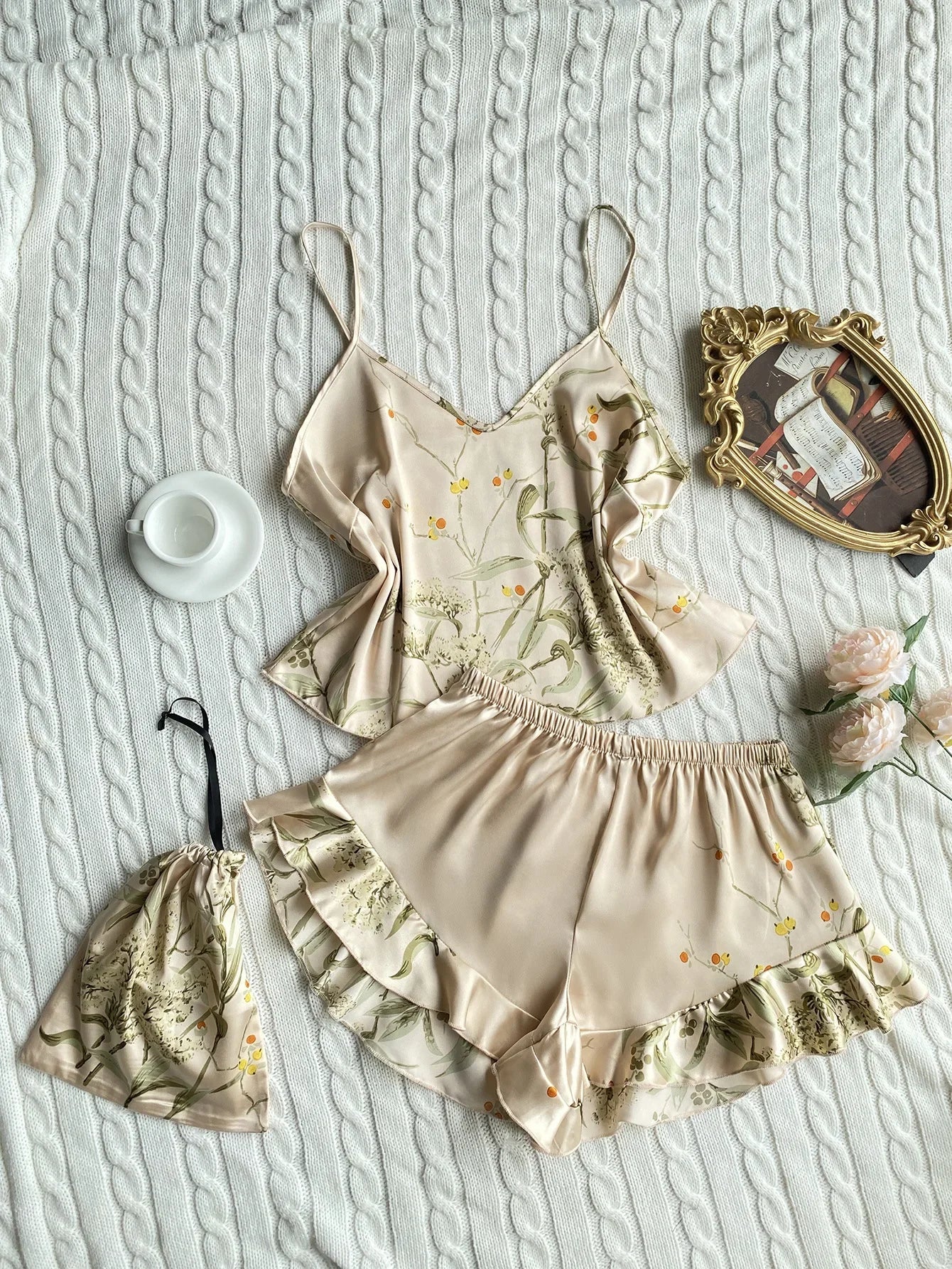 Summer Fashion Pajamas Women Sleepwear 3 Pcs Silk Floral Print Suspenders Tops and Shorts with Hanging Bag Home Wear