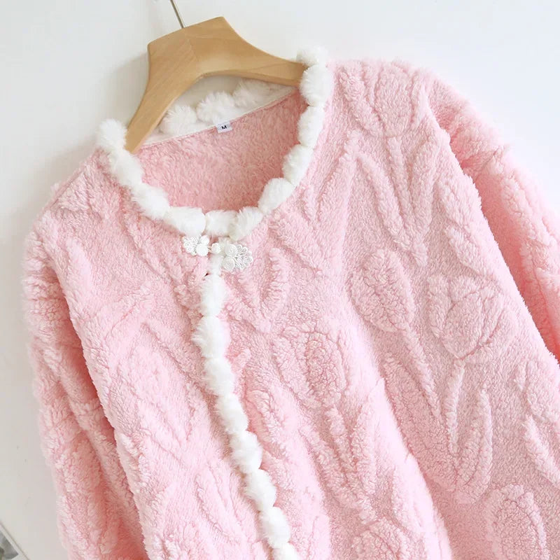 2026 New Autumn/Winter Women's Flannel Sleeping Skirt Long Sleeve Thickened Warm Long Style Loose Sleeper Robe Home Clothing