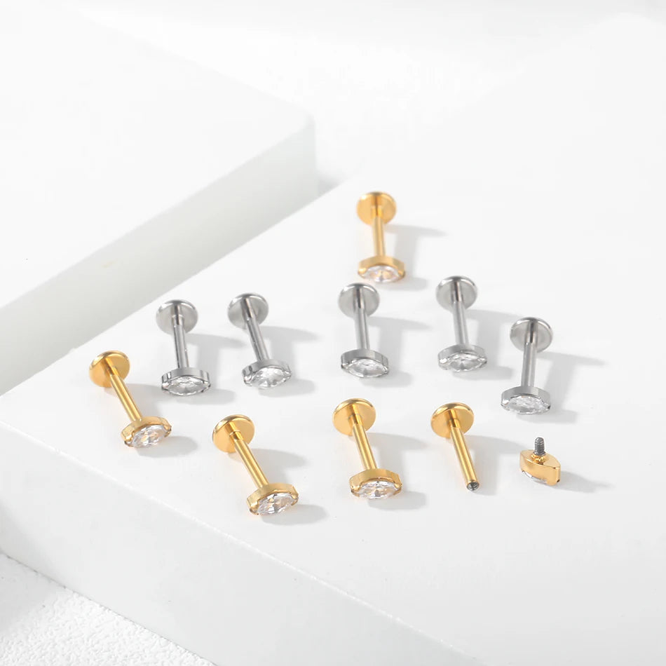 1Pc Titanium Ear Cartilage Stud Earrings for Women Internal Thread Zircon Flower Ear Lobe Tragus Helix Lip Rings Jewelry 16G