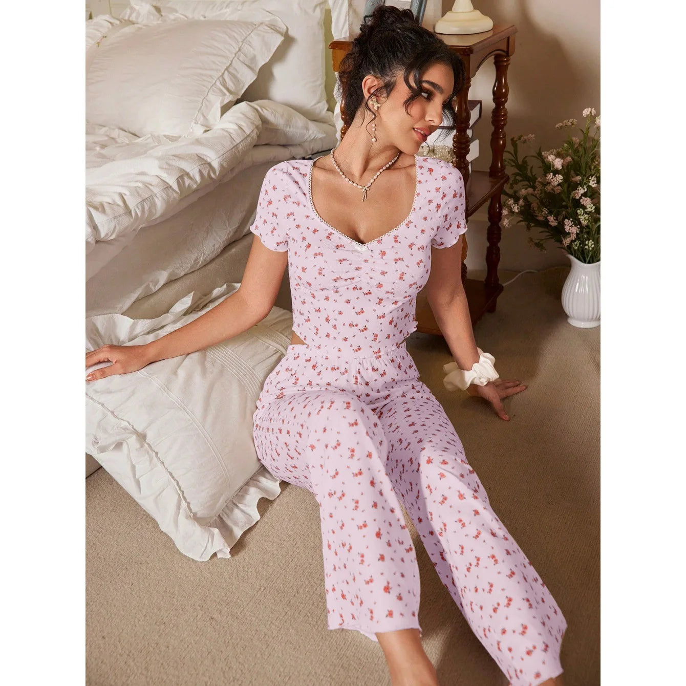 2026 New Women's Floral Print Short Sleeved Pants Two-Piece Set for Home Wear Can Be Worn Outside in Autumn and Winter Pajamas