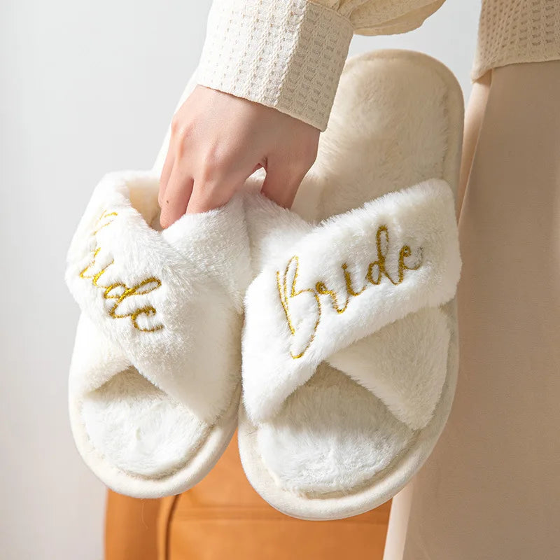 Fashion White Plush Home Slippers for Women Letter Print Cross Strap Fluffy Bridal Slippers Woman Comfort Non Slip Indoor Slides