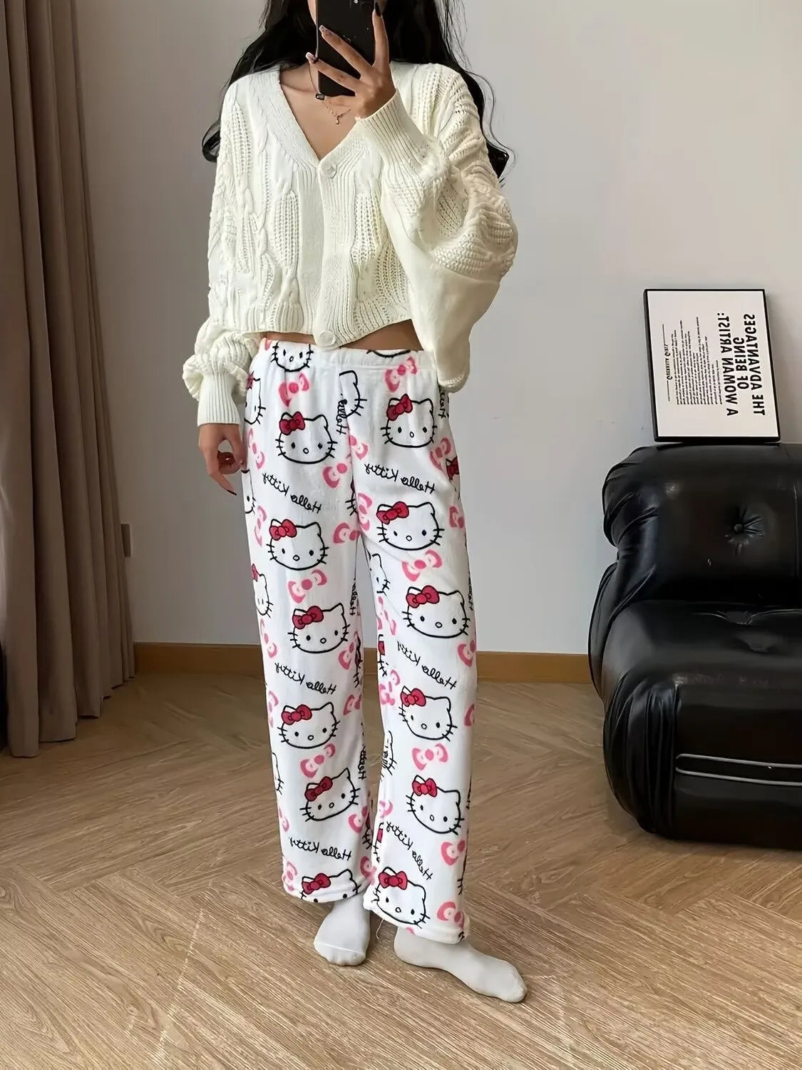 Hello Kitty cartoon cute pajamas autumn and winter men and women loose and elongated couples can be worn outside at home