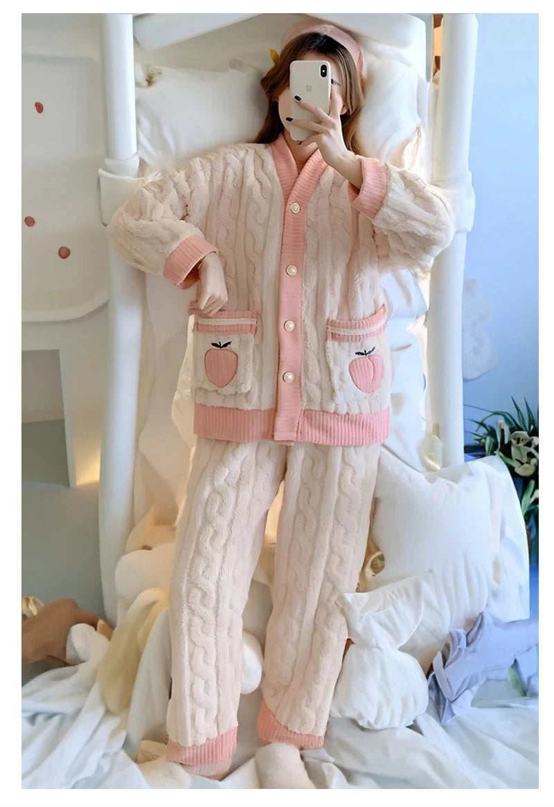 Pyjama épais en flanelle et velours corail fraise, vêtements de maison pour femmes, ensemble de vêtements de nuit à col en v, sa