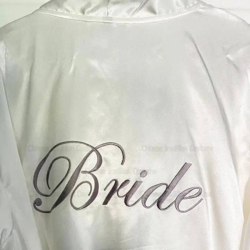 Sliver Embroider Bride Robe Wedding Dress Kimono Gown Short Satin Sleepweawr Bridesmaid Bachelor Party Slipper Loungewear