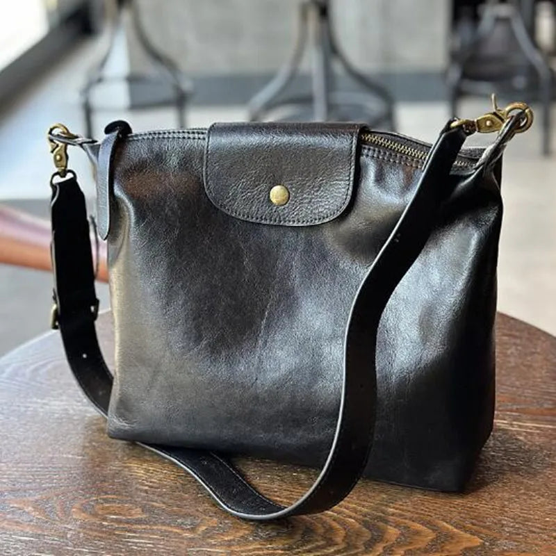 2026 Vintage vegetable tanned cowhide women's bag Leather single shoulder crossbody casual large capacity holiday bag