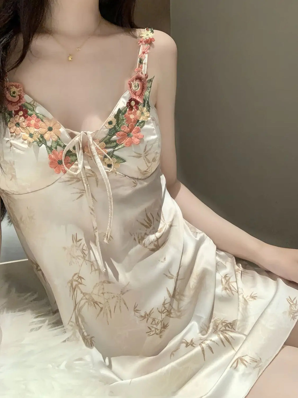Women's Pajamas Comfortable Nightgown Strapless Nightgown Ice Silk Bra For Women Summer Chinese Floral Embroidery 2025 New