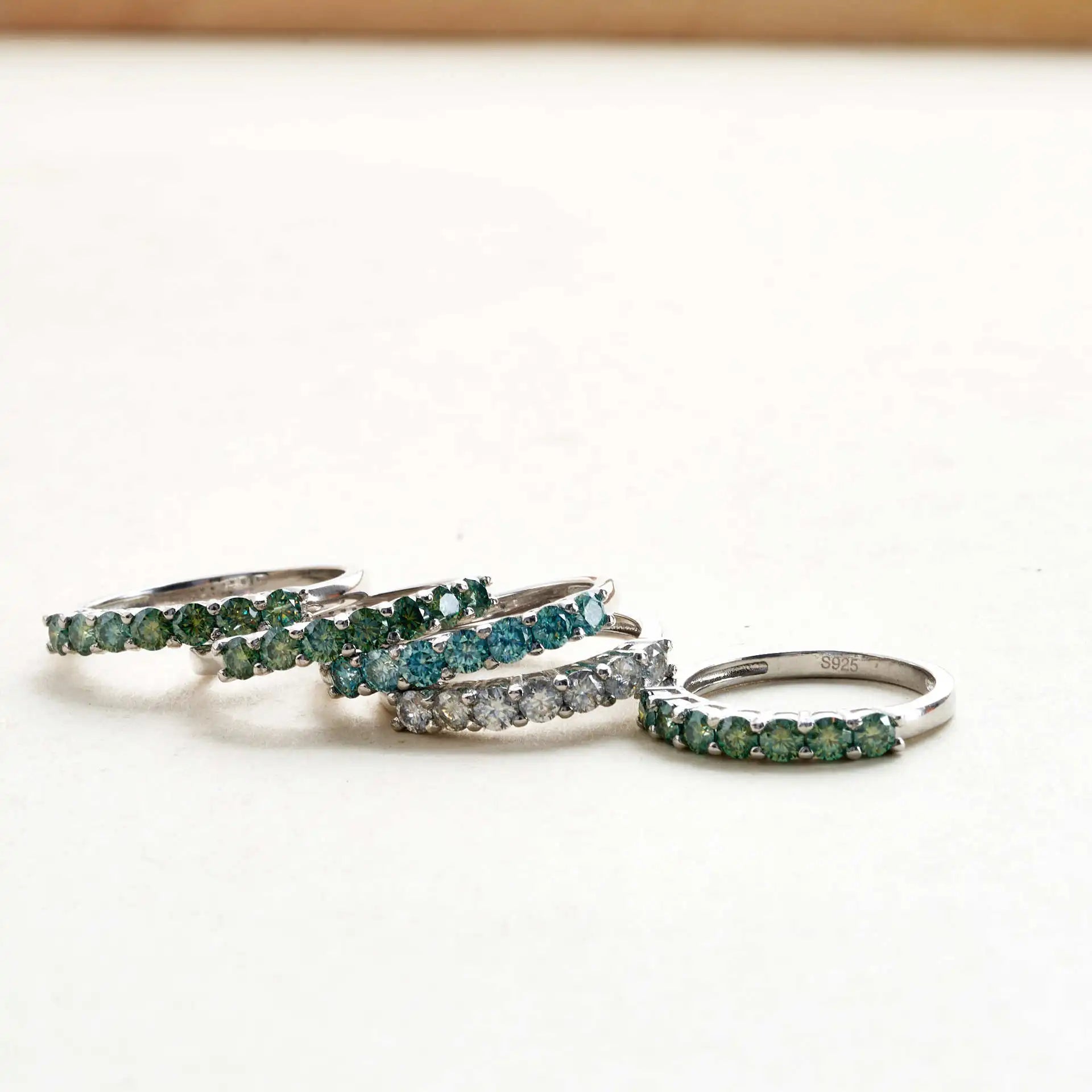 0.7CT D Color VVS1 EX Round Moissanite Ring 925 Sterling Silver Eternity Ring Women Engagement Wedding Luxury Band