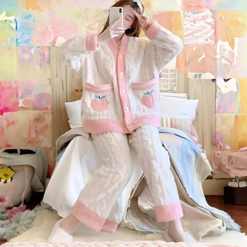 Pyjama épais en flanelle et velours corail fraise, vêtements de maison pour femmes, ensemble de vêtements de nuit à col en v, sa