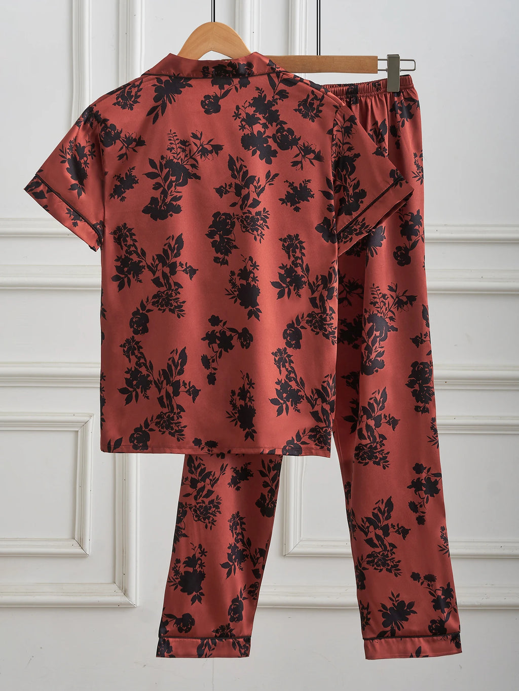 Women Satin Pajama Set Red Black Floral Print Short Sleeve Top & Long Pants Sleepwear Luxury Silk Like Nightwear Loungewear