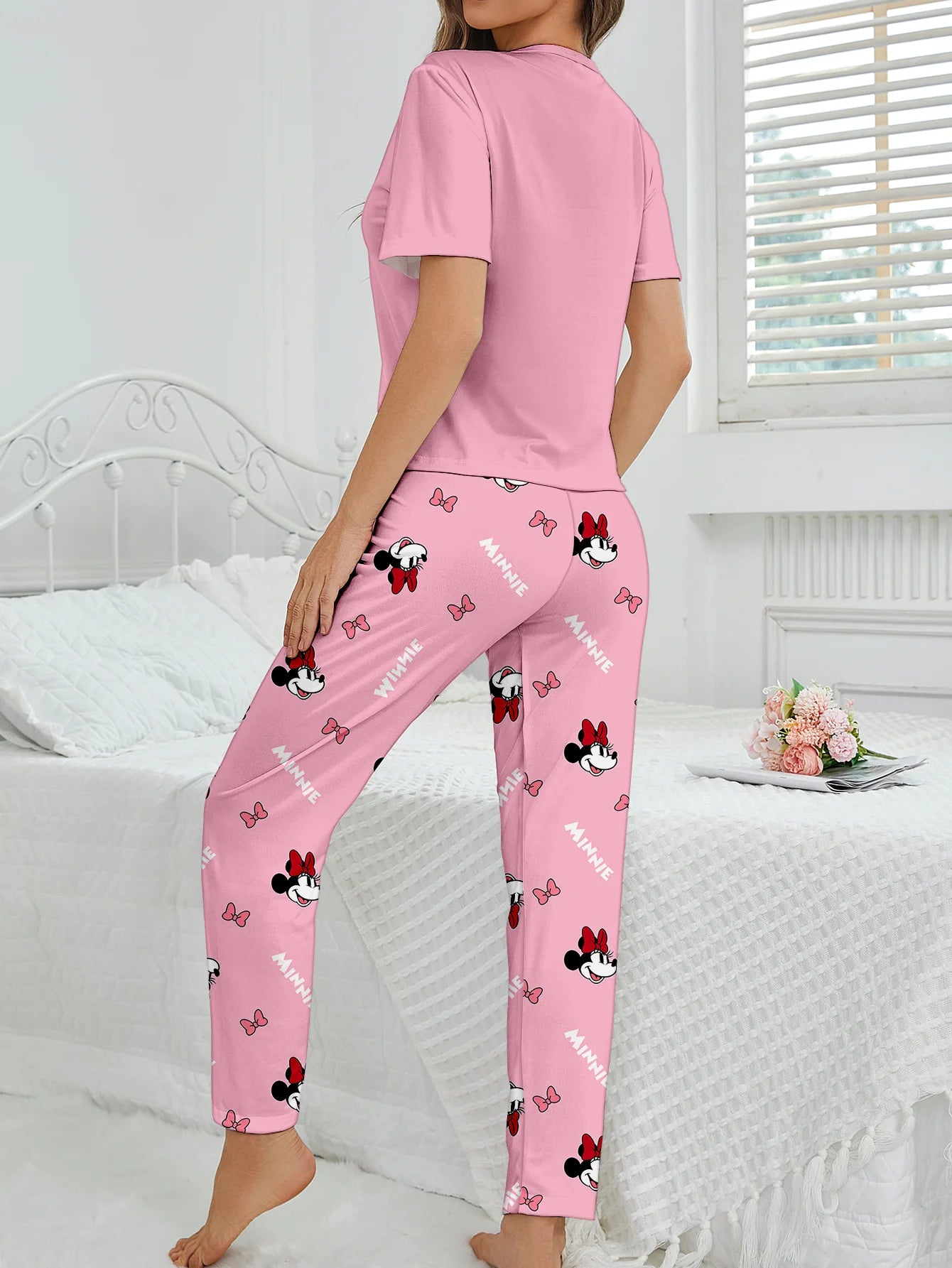 Women's 2-piece Disney Cute Bow Cartoon Pattern Short sleeved Top and Pants Nightwear Home Clothes