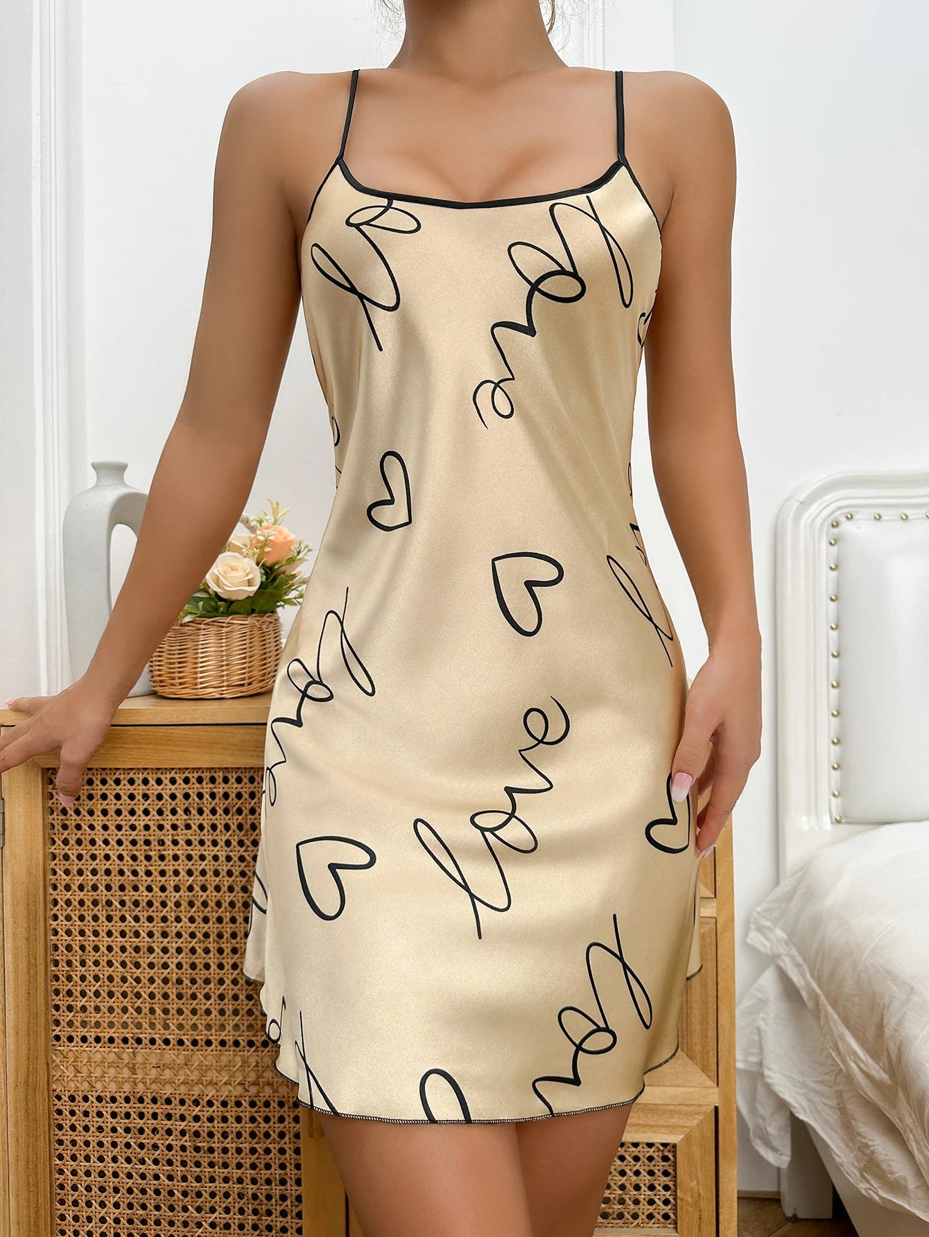 Women's Satin Nightdress, Heart & Floral Print Spaghetti Strap Sleep Dress, Casual Round Neck Sleepwear Slip