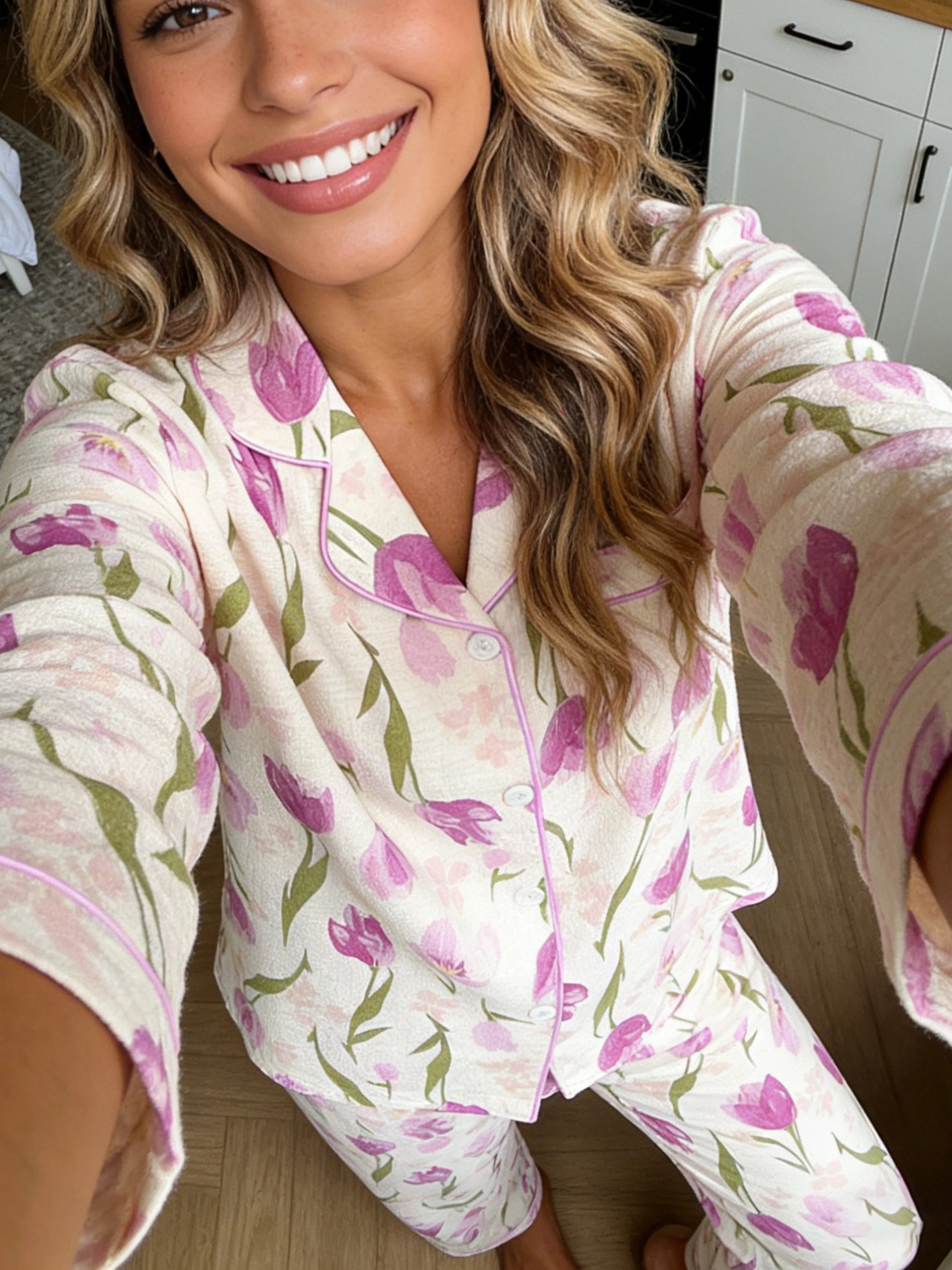 Women Pajamas Notch Lapel Long Sleeve Pants 2 Piece Set Spring Fall Winter Cute Tulip Print Homewear