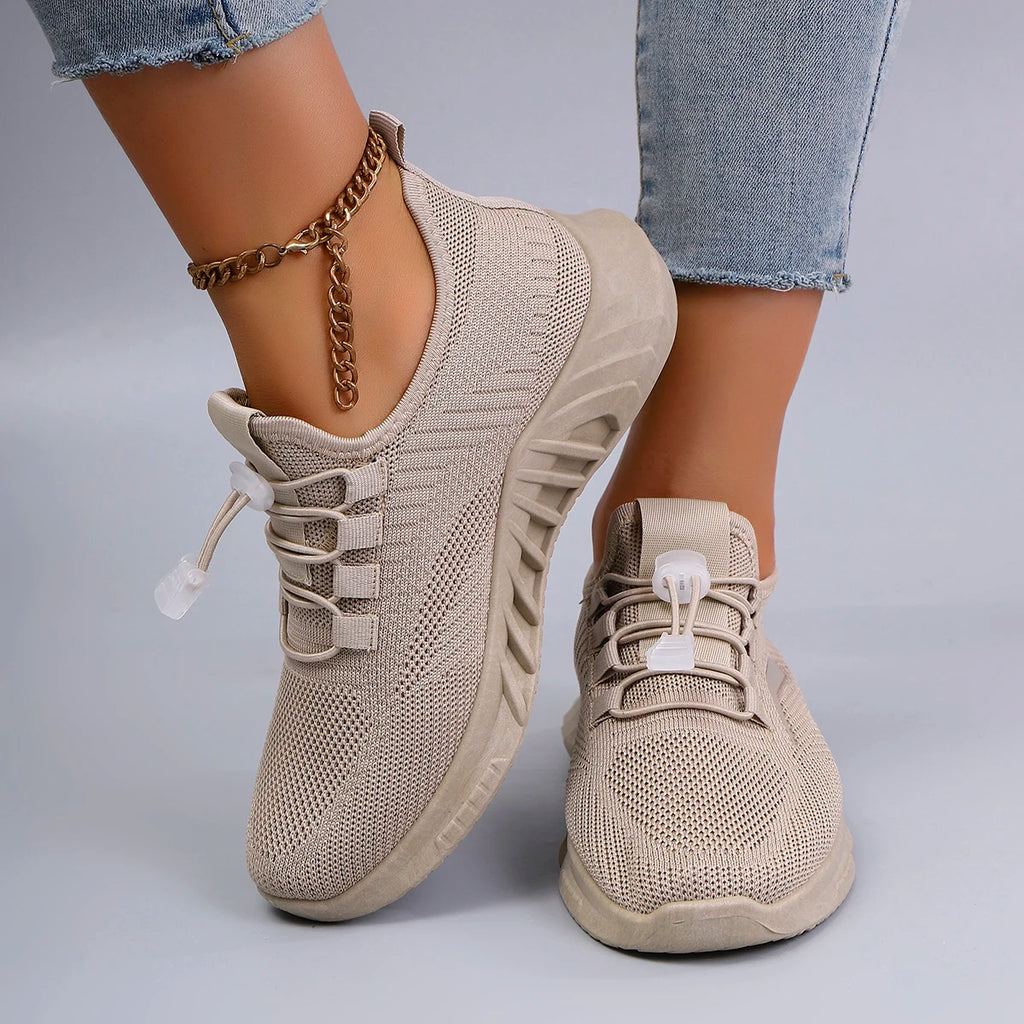 Spring and Autumn New Women's Casual Lace-Up Comfortable, Breathable, Lightweight and Wear-Resistant Sports Shoes