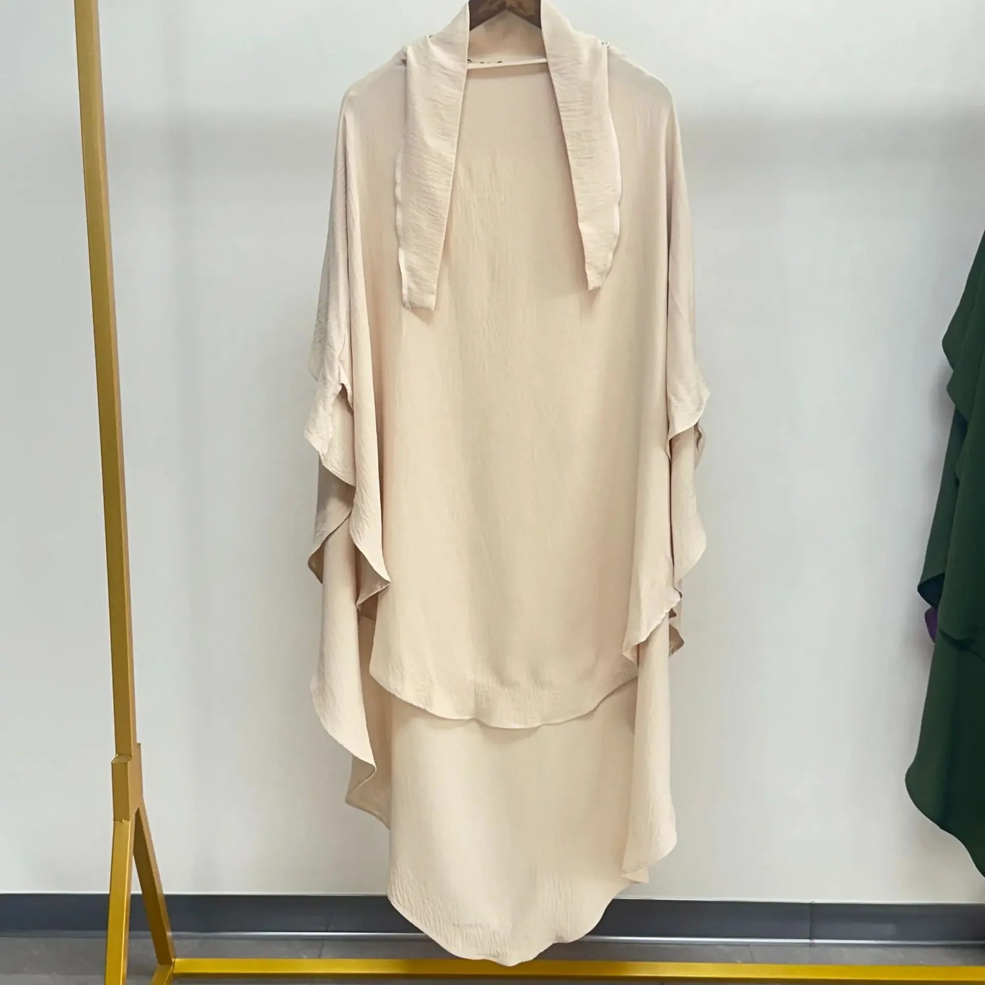 2025 Summer Muslim Women's Hijabs Traditional Soft Plain Scarf Khimar One Layer Stretch Soft Split Traditional Zip Chador