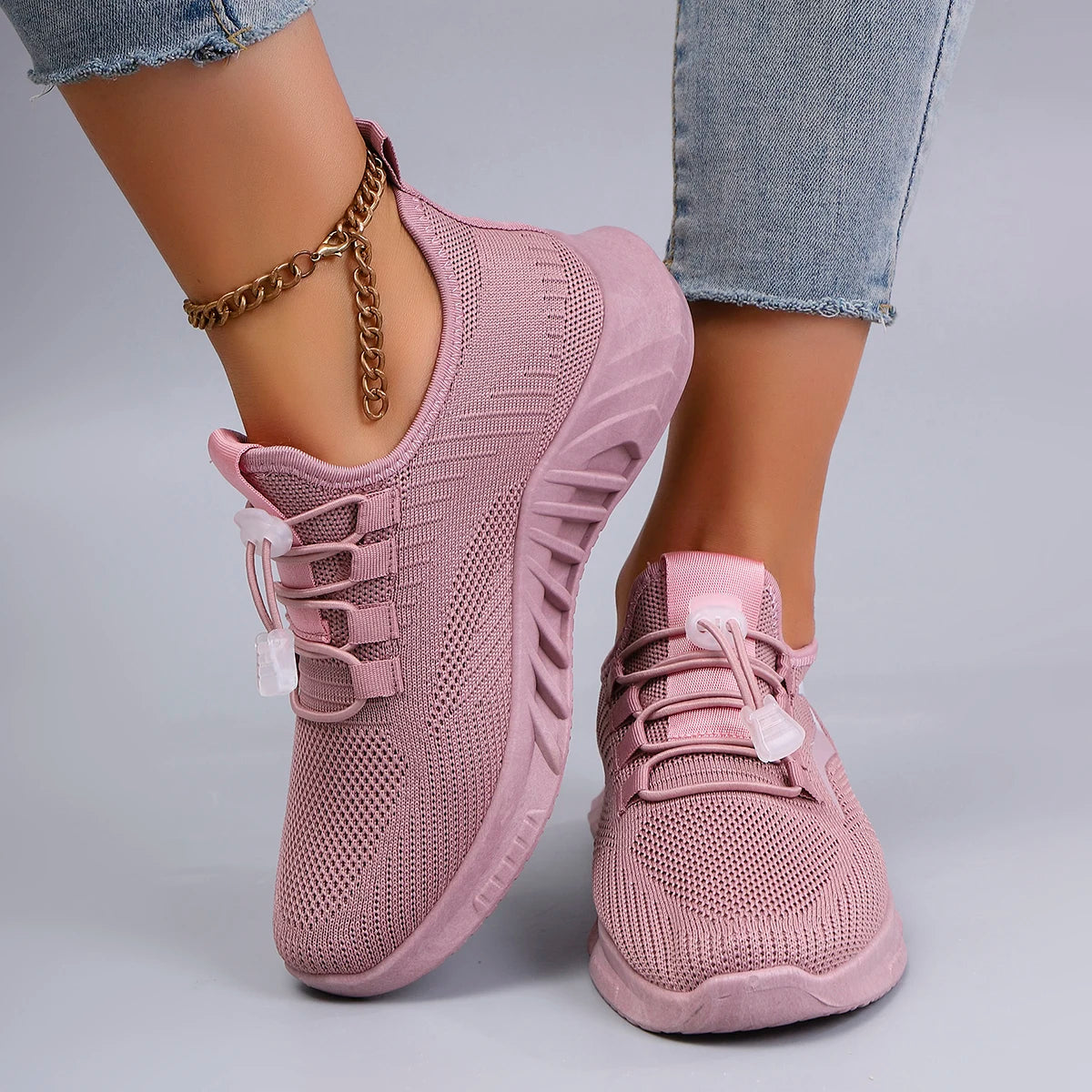 Spring and Autumn New Women's Casual Lace-Up Comfortable, Breathable, Lightweight and Wear-Resistant Sports Shoes