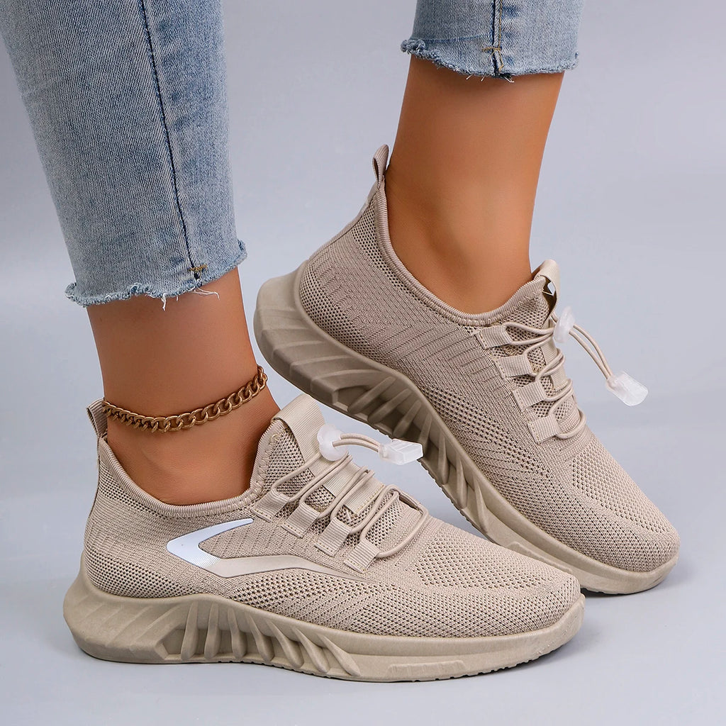Spring and Autumn New Women's Casual Lace-Up Comfortable, Breathable, Lightweight and Wear-Resistant Sports Shoes