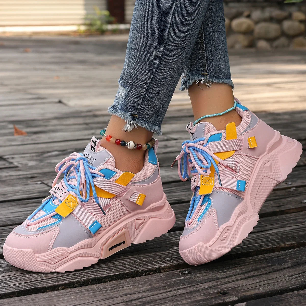 New Sneakers Women Designer Shoes Women Lightweight Mesh Breathable Versatile Outdoor Casual Vulcanize Shoes Zapatos De Mujer