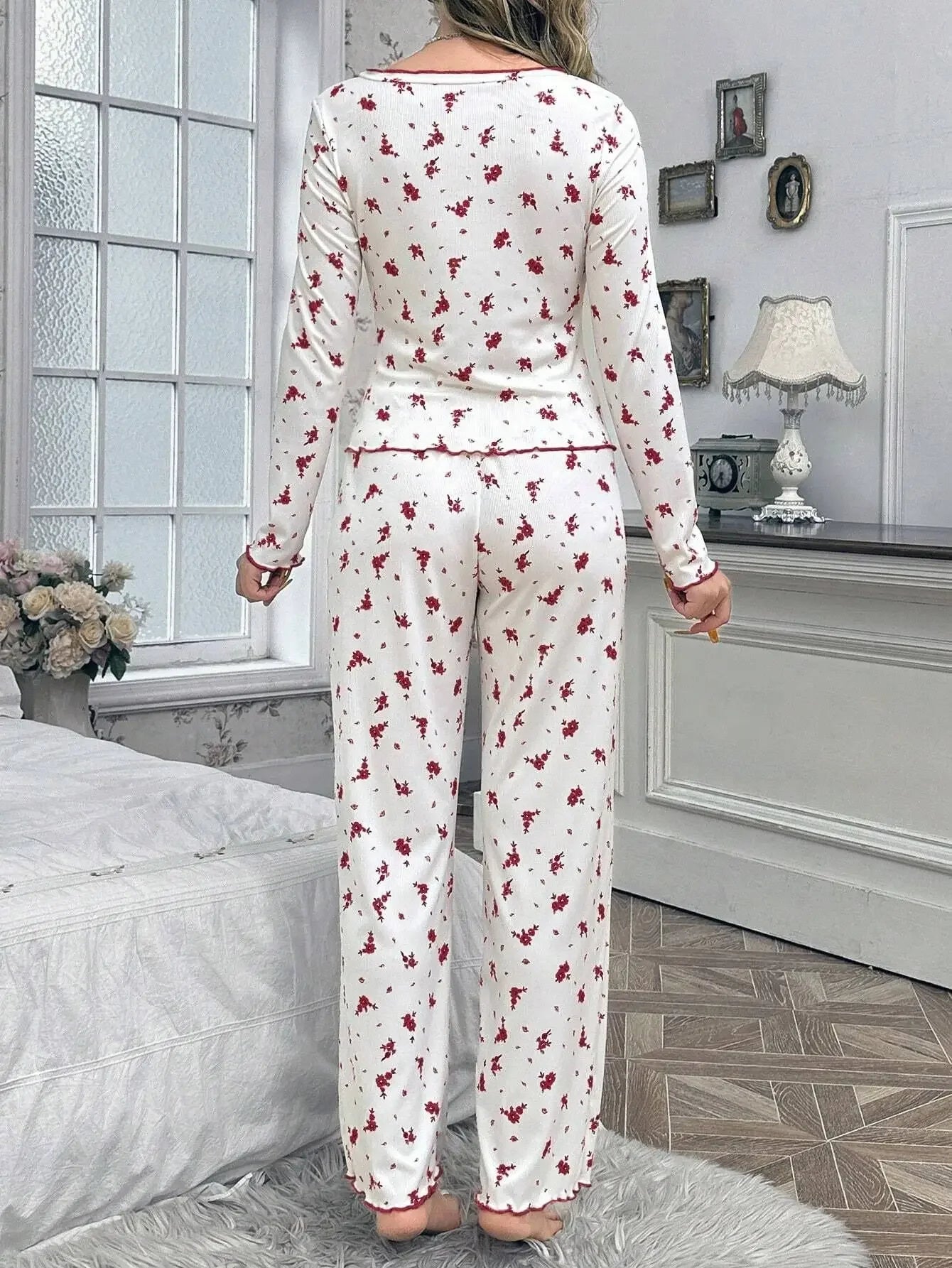 Autumn Winter Pajamas Set Women Round Neck Floral Printed Long Sleeve Tops and Trousers Sleepwear Home Wear Loungewear
