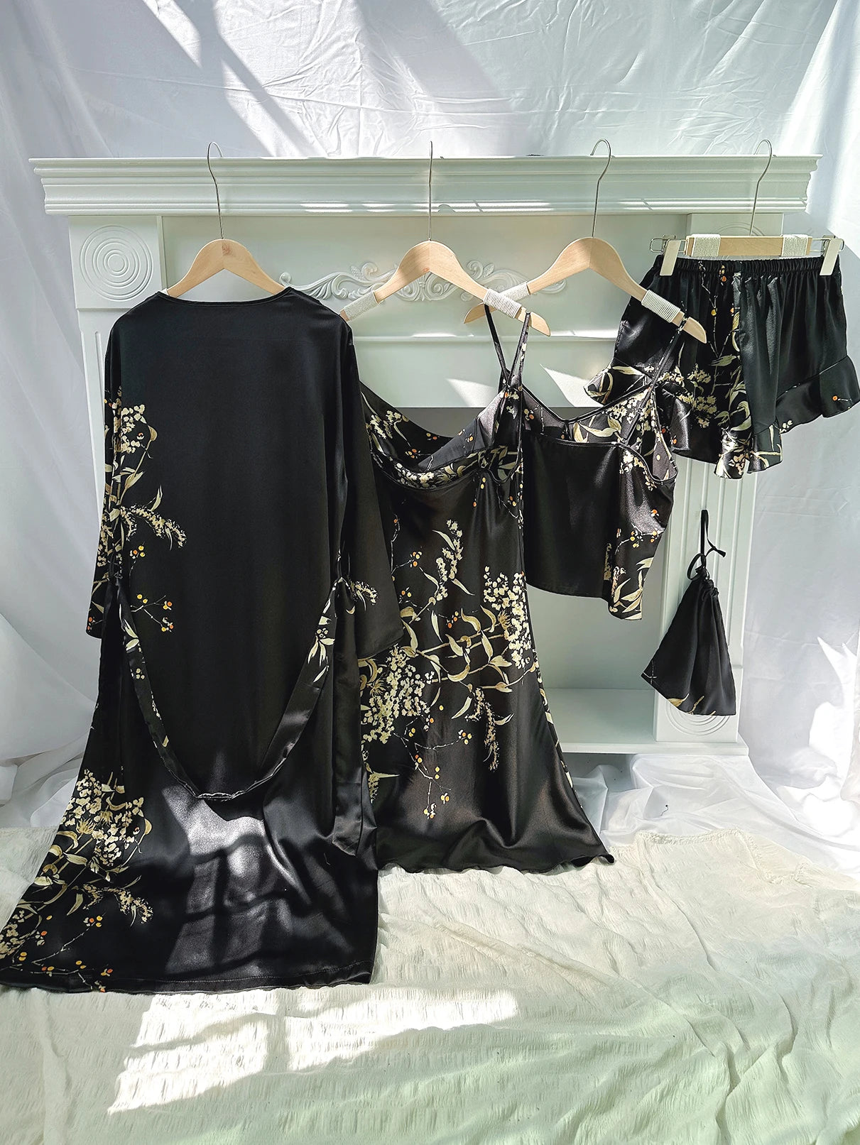 5pcs Floral Print Long Sleeve Robe Cami Dress Cami Top Ruffle Hem Shorts Simple Pajamas Sets for Women