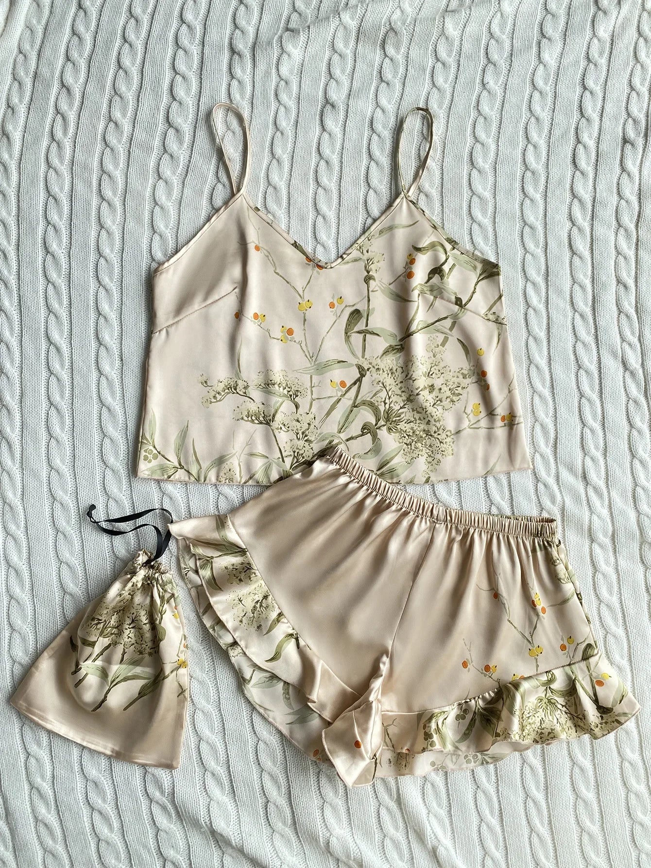 Summer Fashion Pajamas Women Sleepwear 3 Pcs Silk Floral Print Suspenders Tops and Shorts with Hanging Bag Home Wear