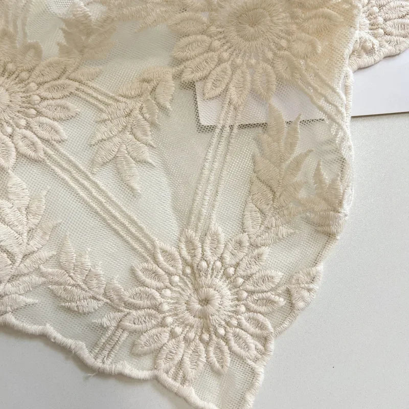 Trendy French Korean Ins Style Lace Triangular Headscarf Bandana, Boho Chic Hair Scarf for Women, Retro Head Wrap Hair Accessory