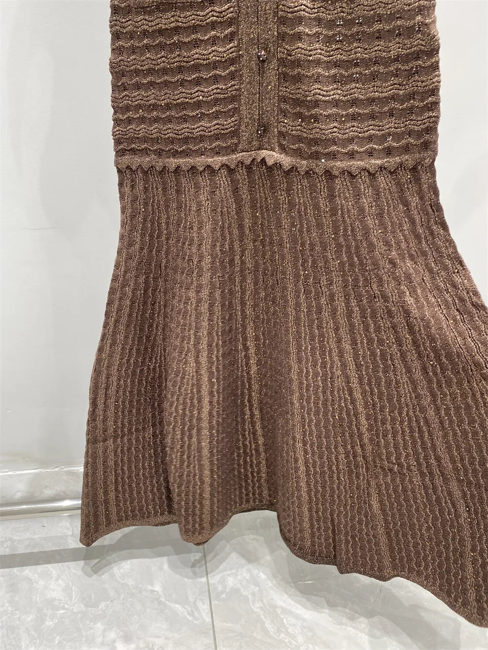 New summer single-breasted round neck knit crochet short-sleeved dress, high-quality and fashionable over-the-knee long skirt