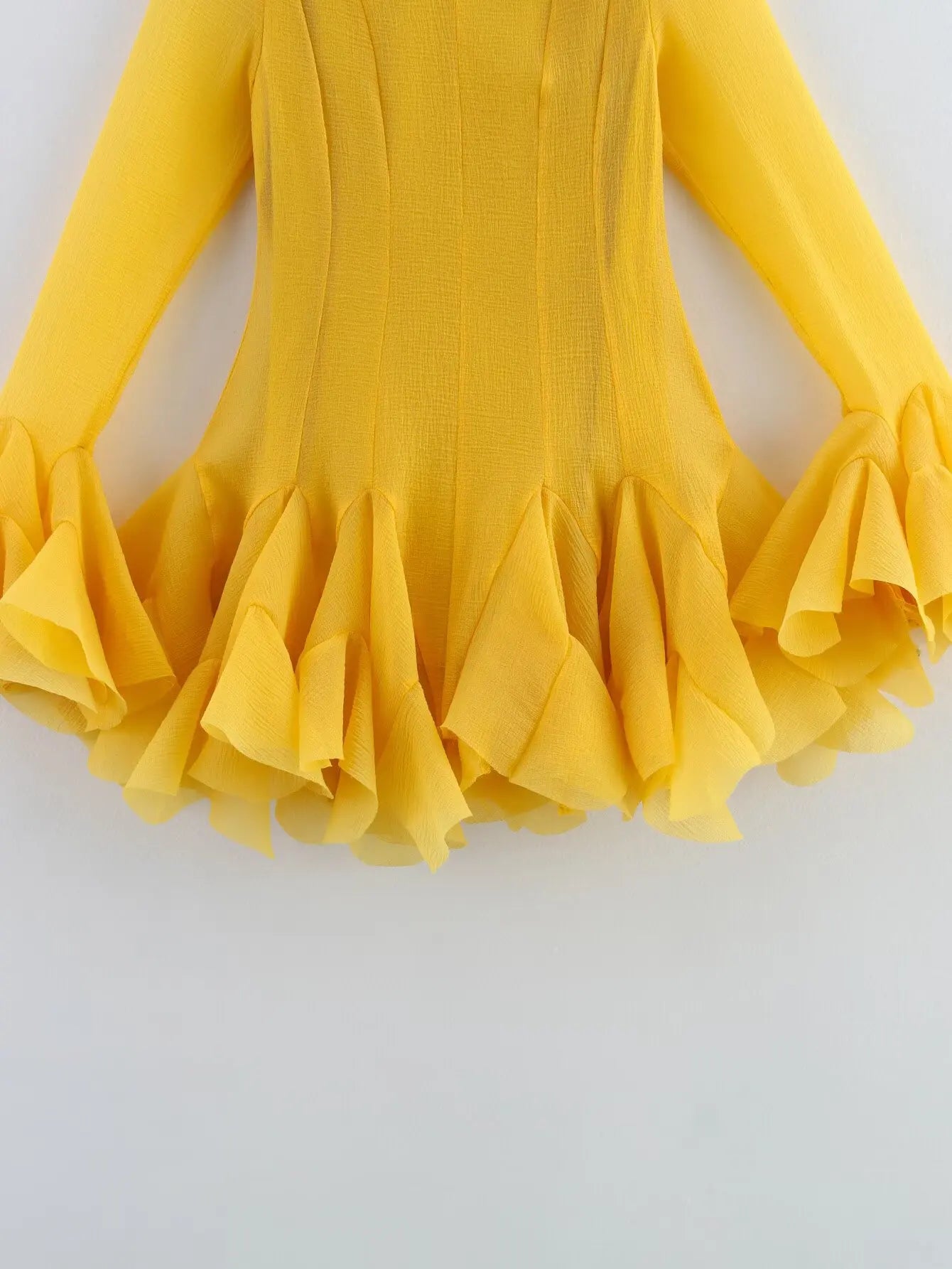 2026 Summer Women's Elegant Multi-Layered Ruffled Hem Mini Dresses Lady Sweet French Style Long Flare Sleeve Slim Fit Puffy Robe
