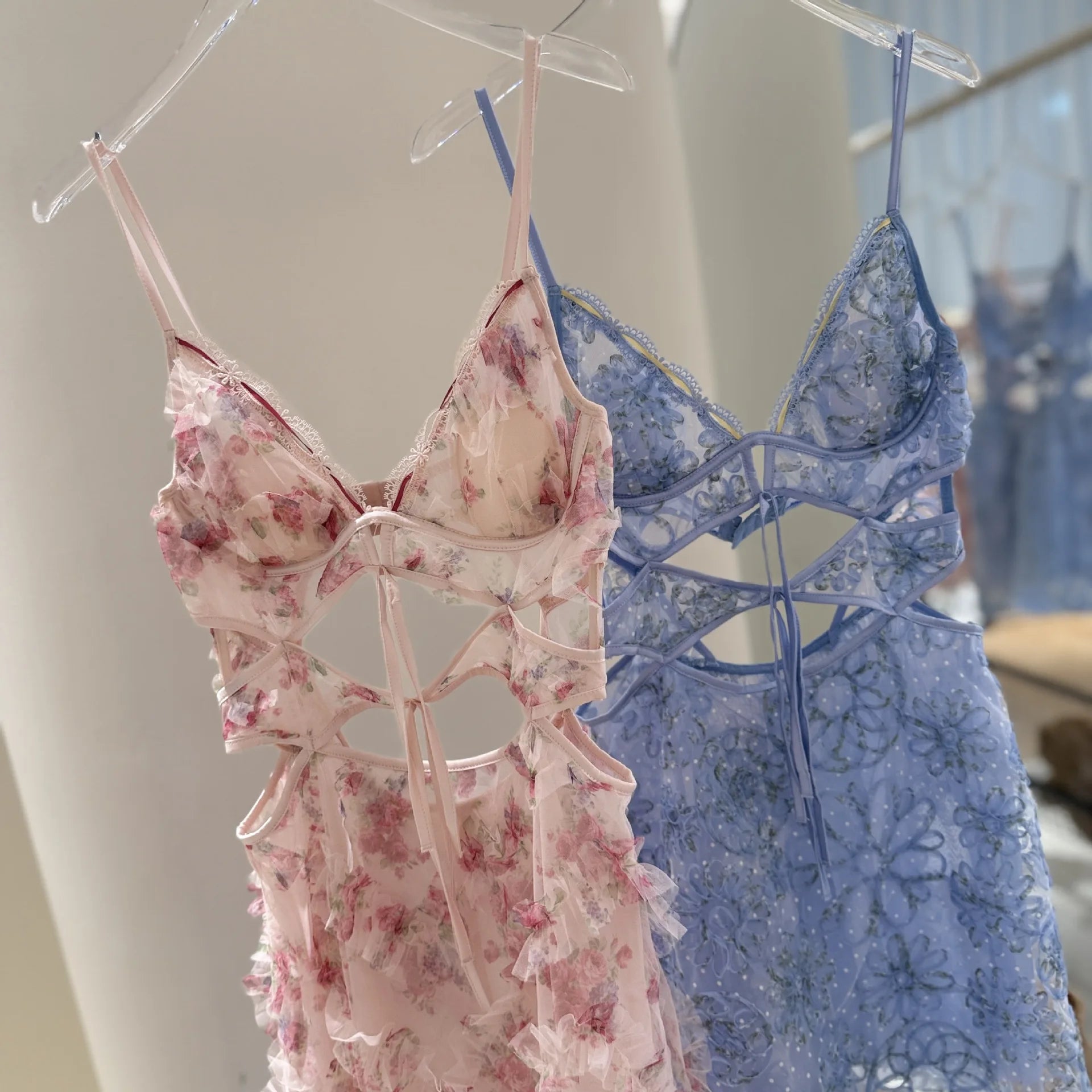 Sexy Spaghetti Strap Mini Homewear Women Sweet Floral Lingerie Hollow Out Lace Bandage Nightgown Sleepweawr Nightwear