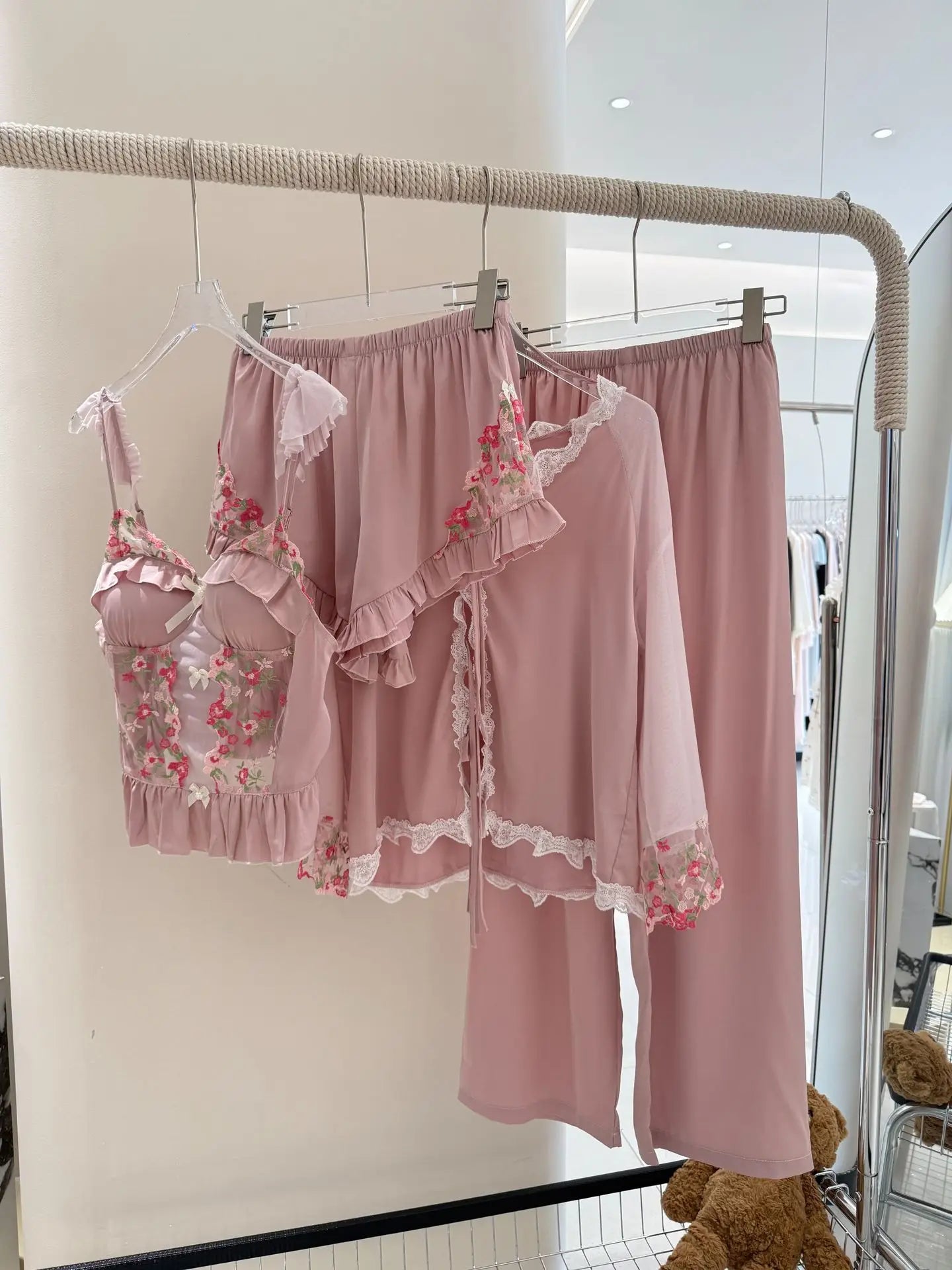 French Style Pink Lace Trim Home Clothes Ice Silk Sleepwear Hollow Out Lace Floral Nightwear Princess Sweet Pijama Mujer