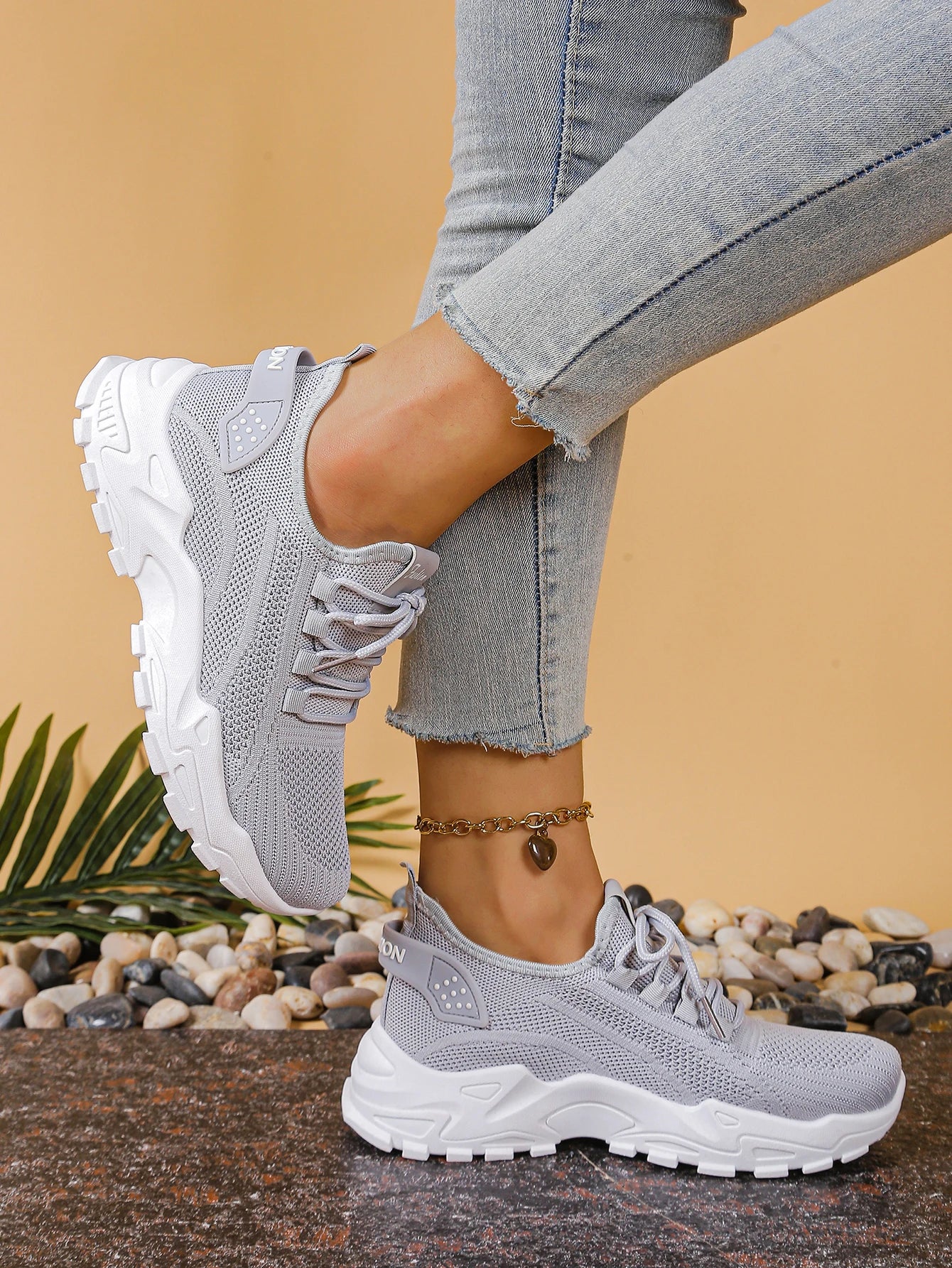 Women's sports shoes 2025: Breathable single mesh Dad shoes, Women's casual and Versatile sports shoes with free shipping