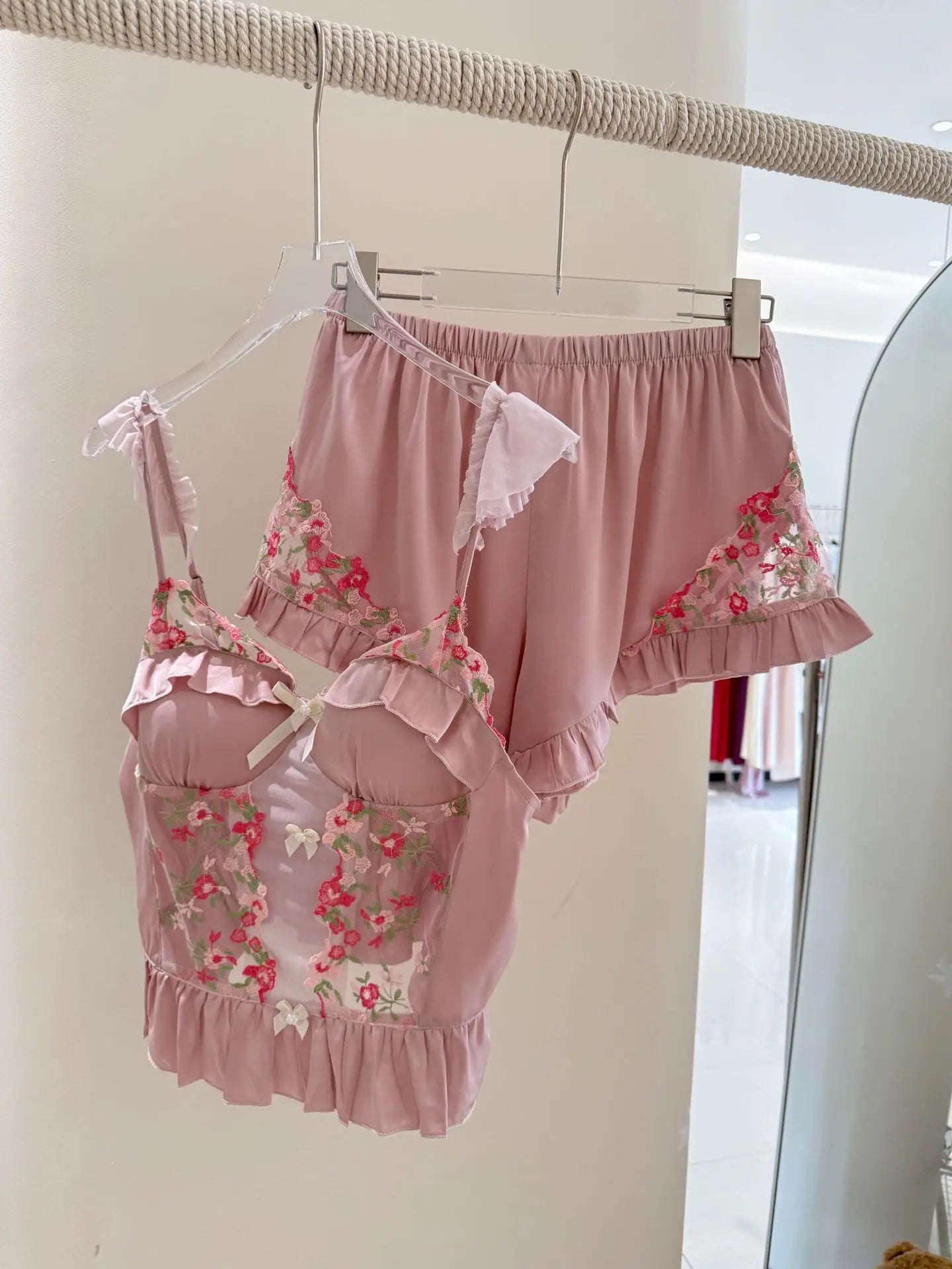 French Style Pink Lace Trim Home Clothes Ice Silk Sleepwear Hollow Out Lace Floral Nightwear Princess Sweet Pijama Mujer