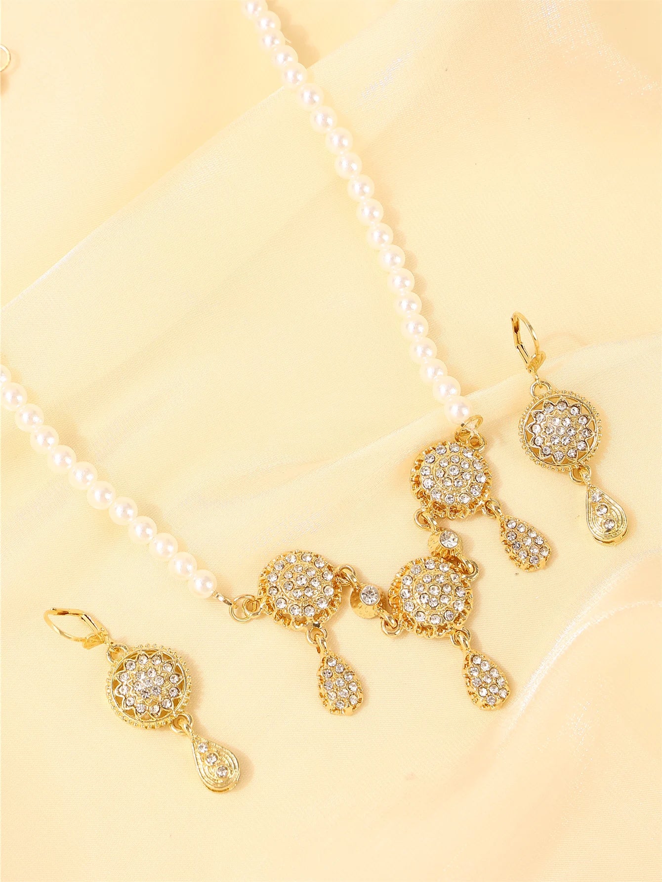 Moroccan ladies' fashion jewelry set, Bohemian style, Middle Eastern bridal accessories, ladies' festival gift set.