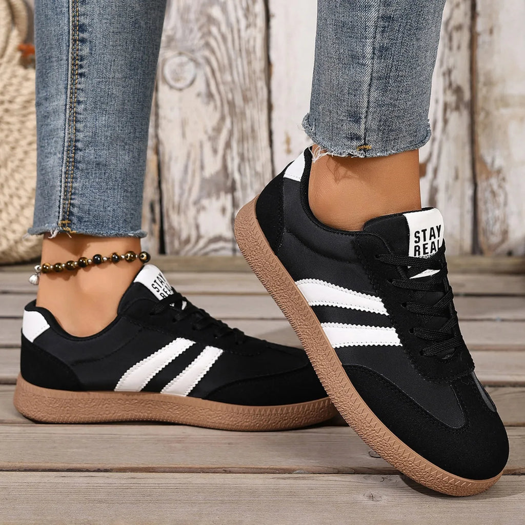 2026 New Designer Sneakers for Women Casual Patchwork Leather Sneakers Women Outdoor Casual Comfortable Ladies Shoe