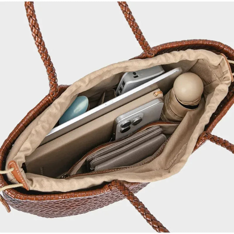 French Hand-woven Women's Tote Bag Large Vegetable Basket Bag With Casual Shopping Woven Inside Bag Shoulder Underarm Tote Bag