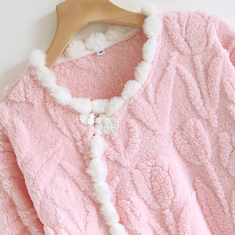 2026 New Autumn/Winter Women's Flannel Sleeping Skirt Long Sleeve Thickened Warm Long Style Loose Sleeper Robe Home Clothing