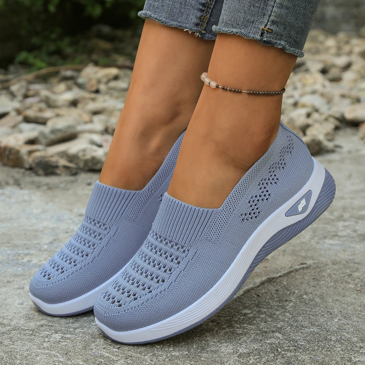 women's shoes summer 2026 lady wears crocs, casual sneaker which are light, comfortable and breathable