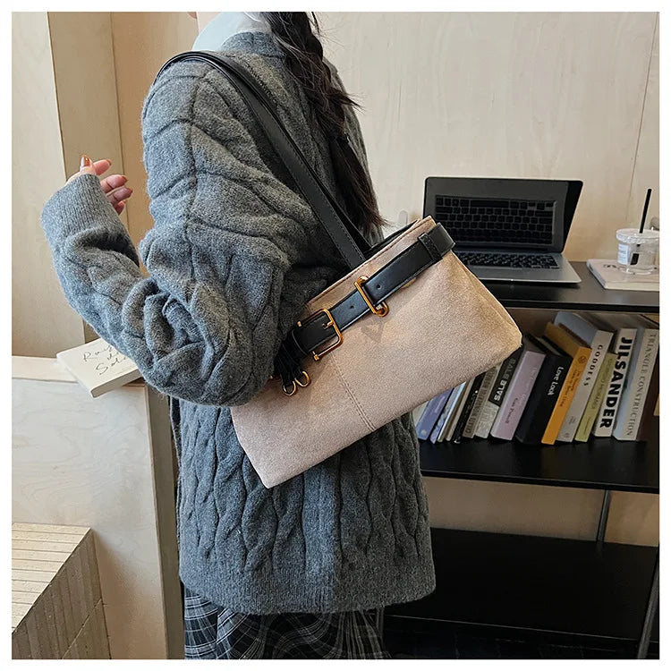 2025 New Luxury PU Leather Shoulder Bag's for Women's - Vegan Leather Crossbody Purse, Fashion Tote with Gold Hardware