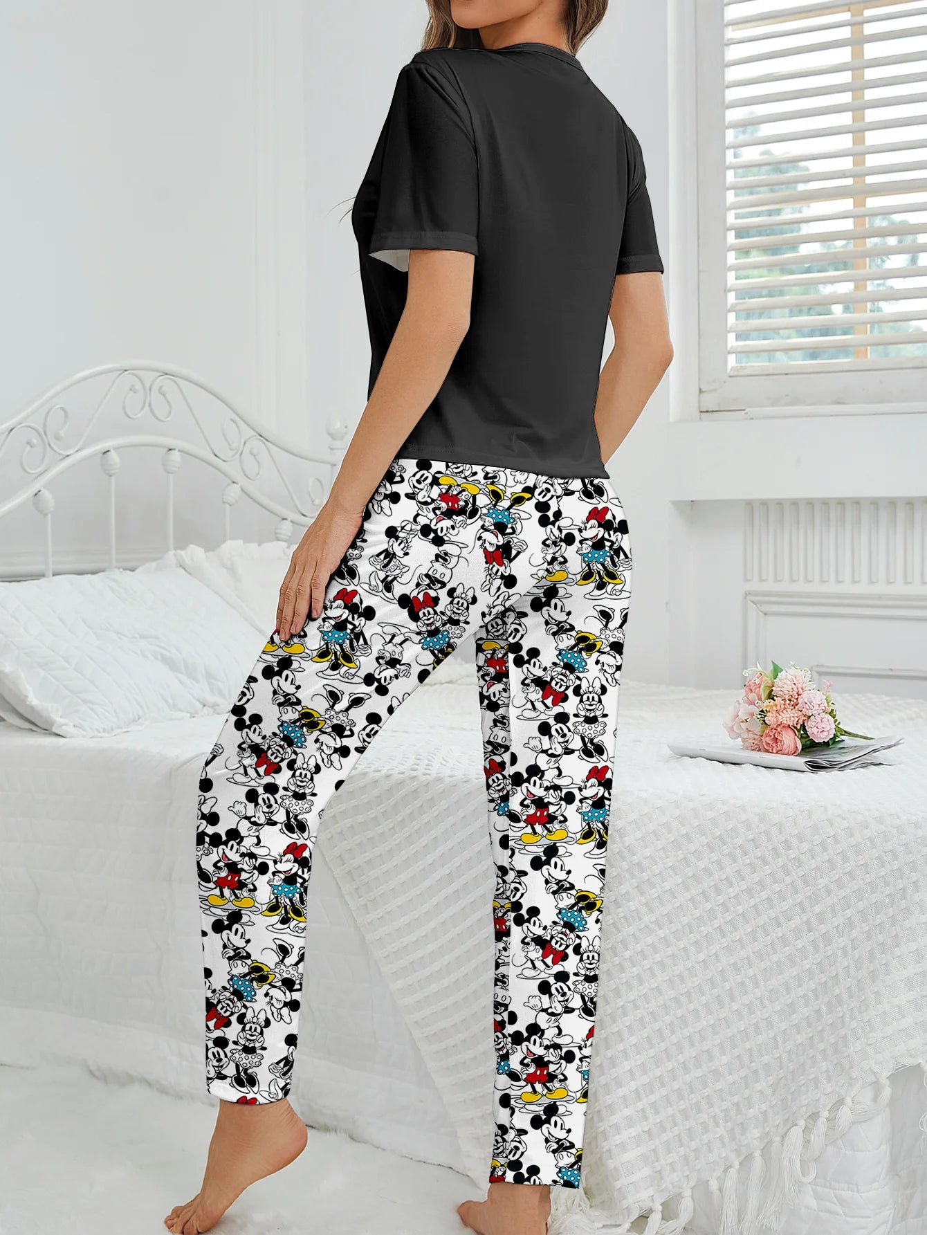 Women's 2-piece Disney Mickey Cute Cartoon Pattern Short sleeved Top and Pants Nightwear Home Clothes
