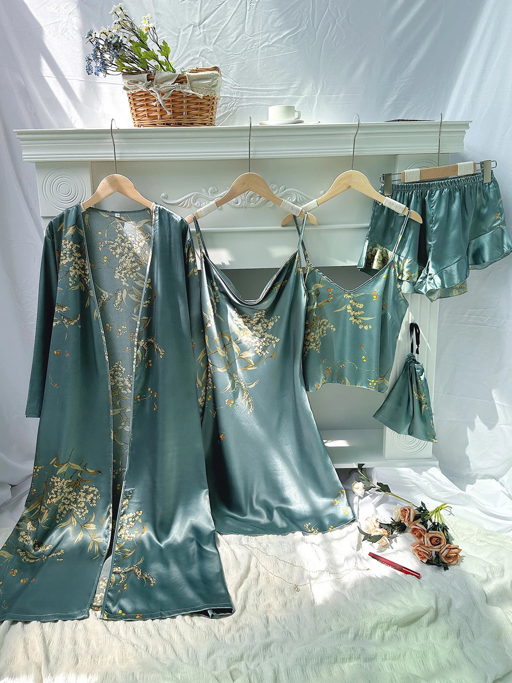5pcs Floral Print Long Sleeve Robe Cami Dress Cami Top Ruffle Hem Shorts Simple Pajamas Sets for Women