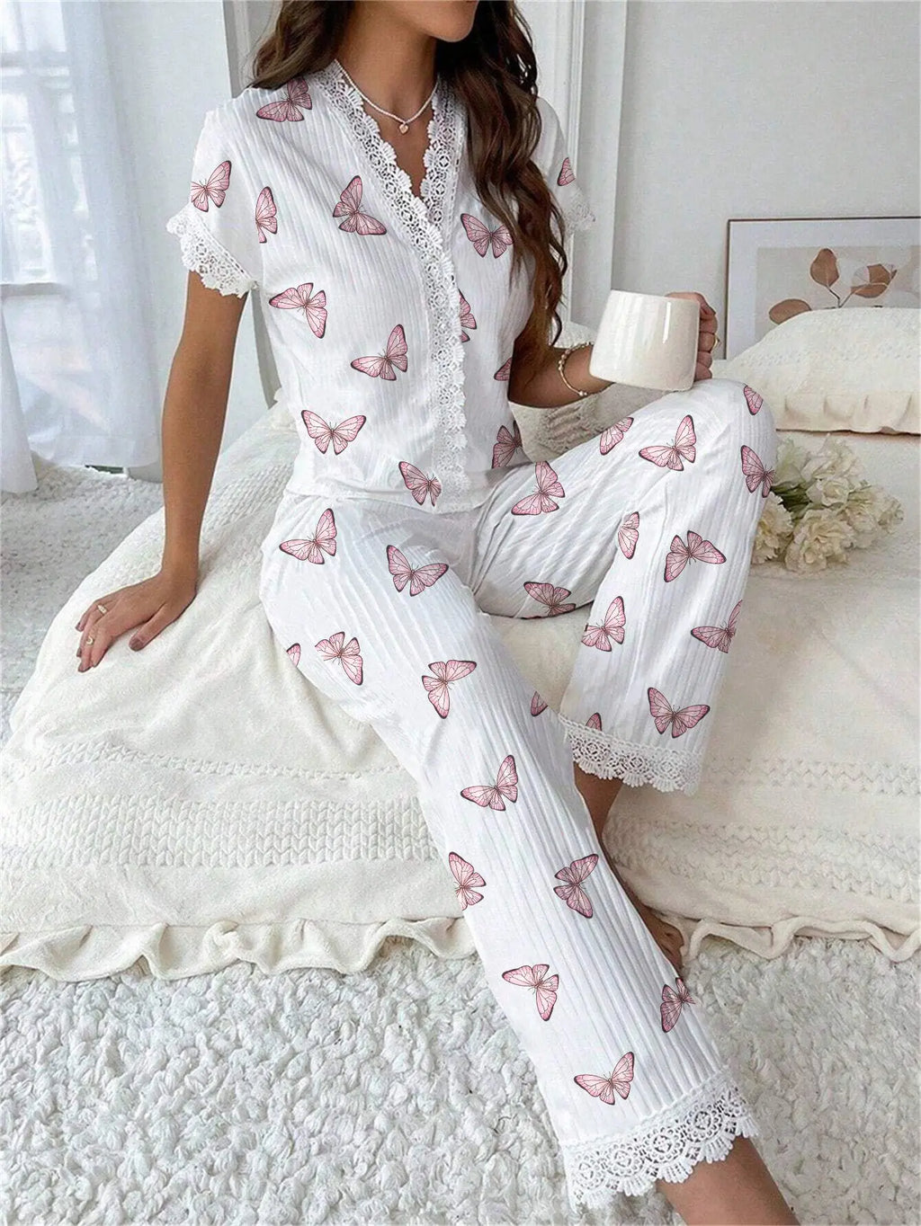 Early Spring Comfortable Pajamas Set with Floral Printed for Women Sleepwear Short Sleeve Top and Long Pants Homewear Loungewear