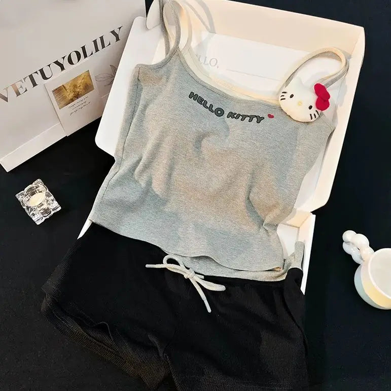 Cute Hello Kitty fake two-piece suspender shorts pajamas women's summer casual loungewear two-piece set can be worn outside