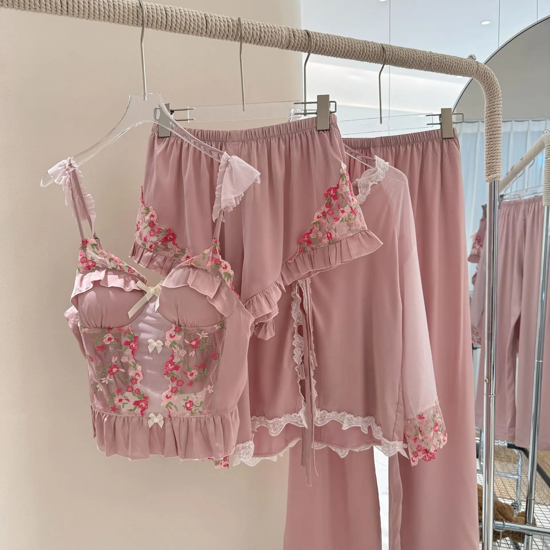 French Style Pink Lace Trim Home Clothes Ice Silk Sleepwear Hollow Out Lace Floral Nightwear Princess Sweet Pijama Mujer
