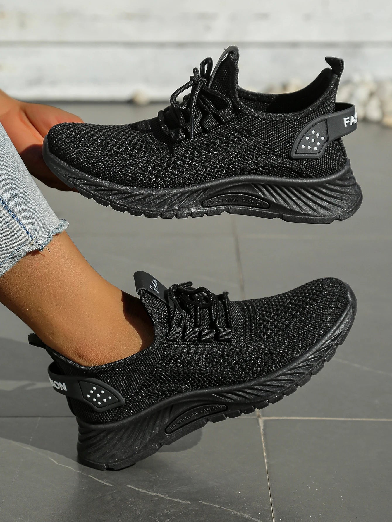 Women shoes casual sneaker fall new fashion leisure sports single shoes wholesale cross-border factory trend fly weaving