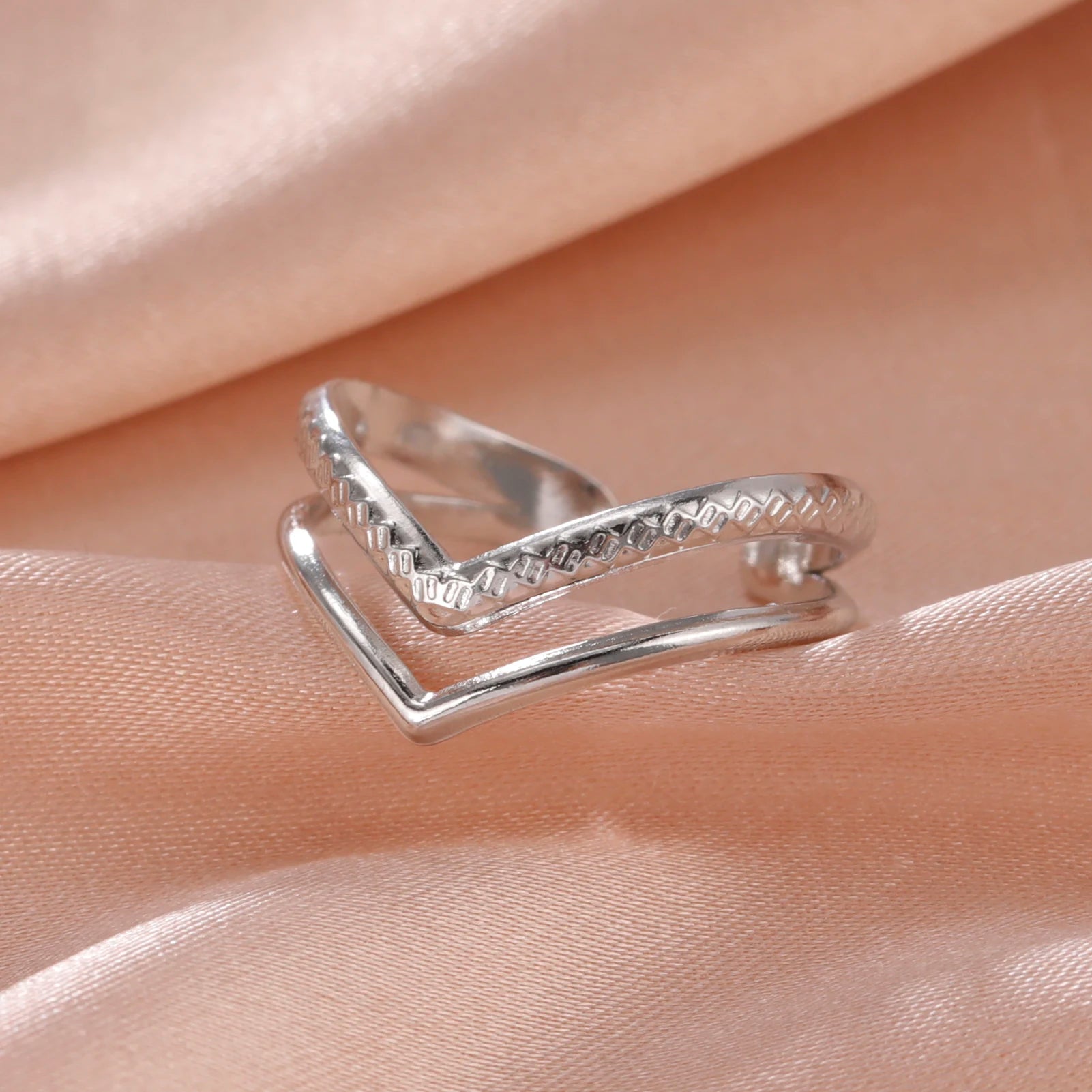 Skyrim Stainless Steel Women Rings Geometric Heart Aesthetic Adjustable Open Finger Ring Fashion Party Jewelry Gifts Wholesale
