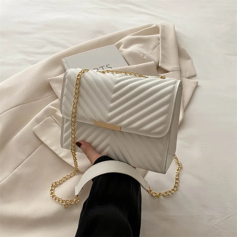 Fashion indentation shoulder bag simple chain 2024 summer new style this year popular retro commuter crossbody small square bag