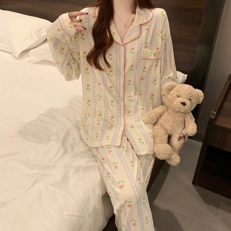 Spring and Autumn New Women's Fresh Flowers Long-Sleeved Pajamas Homewear Suit Leisure Pajamas Thin Section Homewear Pajamas Set