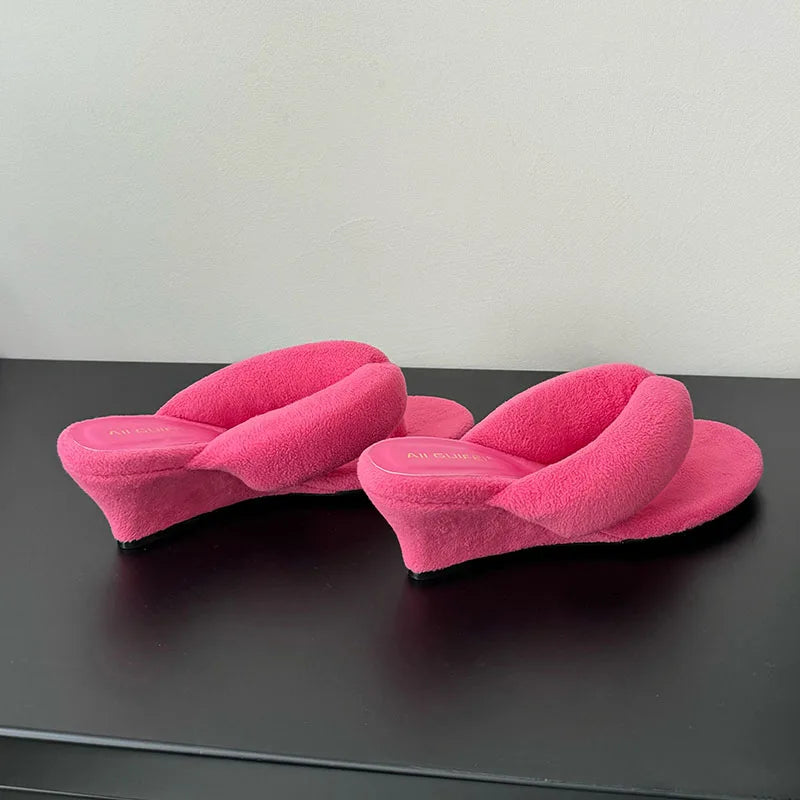 New Footwear Flock Women Wedges Slippers Flip flops Shoes Fashion Round Toe Ladies Wedges Slippers Shoes Female Sandals Slides