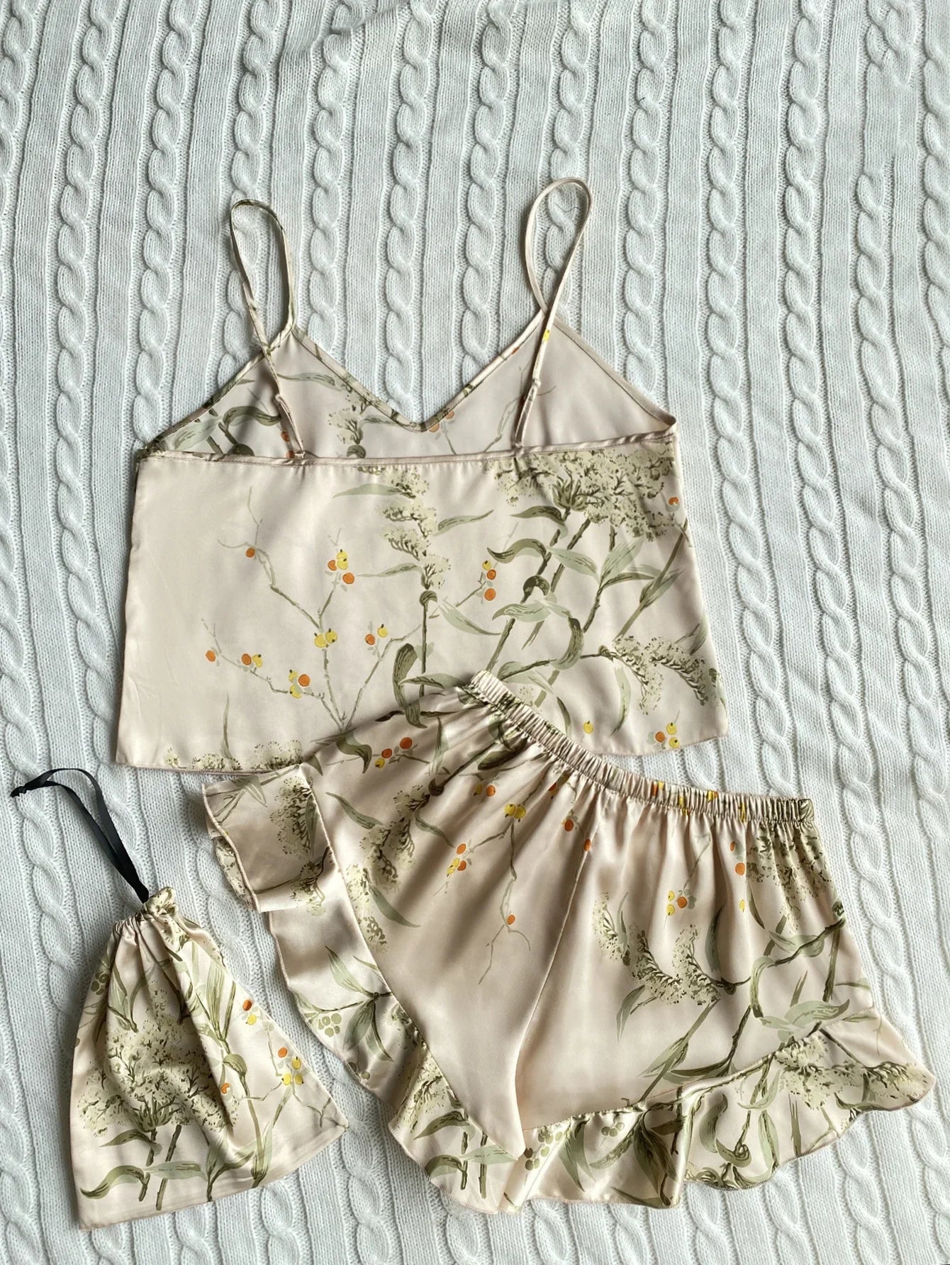 Summer Fashion Pajamas Women Sleepwear 3 Pcs Silk Floral Print Suspenders Tops and Shorts with Hanging Bag Home Wear
