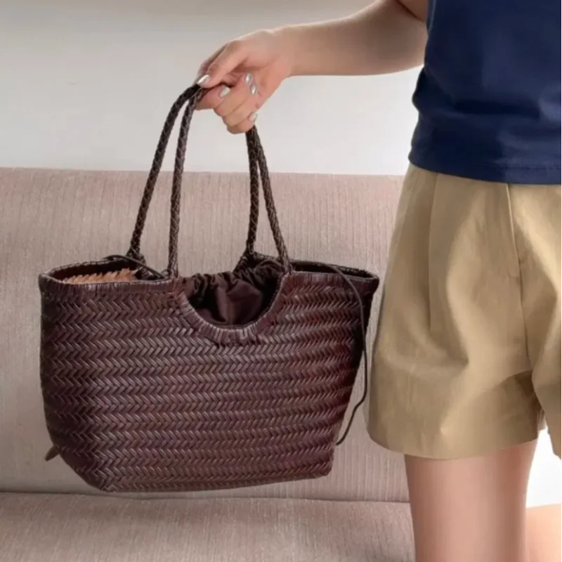 French Hand-woven Women's Tote Bag Large Vegetable Basket Bag With Casual Shopping Woven Inside Bag Shoulder Underarm Tote Bag