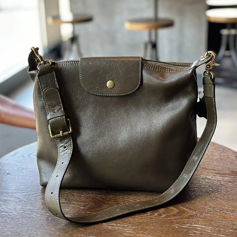 2026 Vintage vegetable tanned cowhide women's bag Leather single shoulder crossbody casual large capacity holiday bag